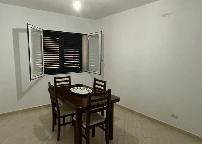 Blue Wave Appartement *